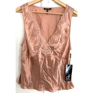 DAISY FUENTES Womens SZ L 100% Silk light pink sexy Camisole Top Lace accent